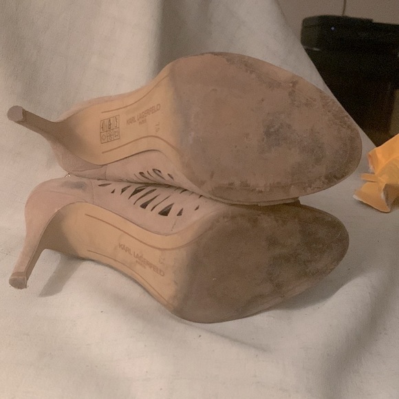 🔥1/2 of Summer Sale!🔥 Karl Lagerfeld Paris Berri Suede Open Toe Booties - Picture 7 of 9